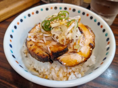 あけどやのチャーシュー丼